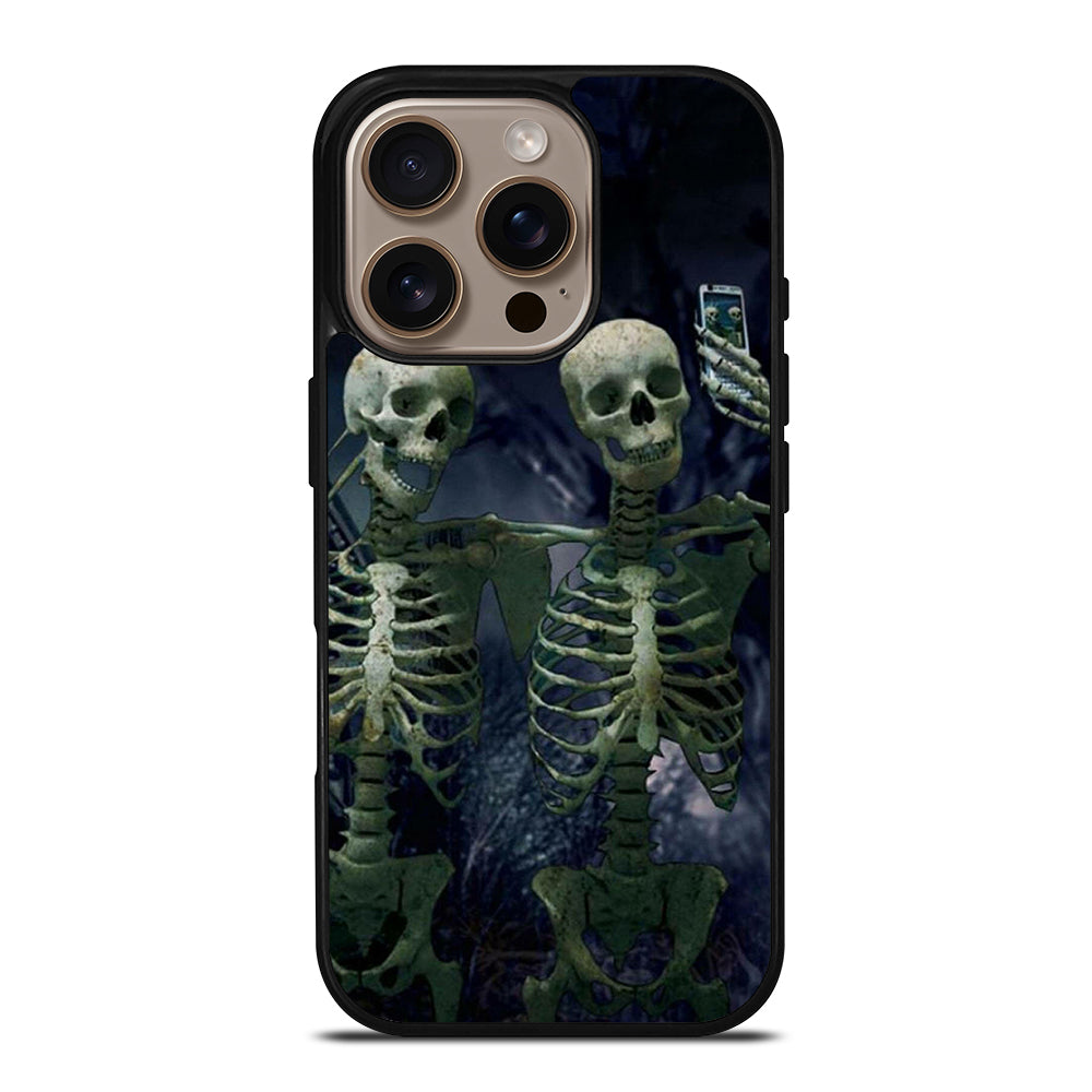 Spooky Halloween Selfie iPhone 16 Pro Case