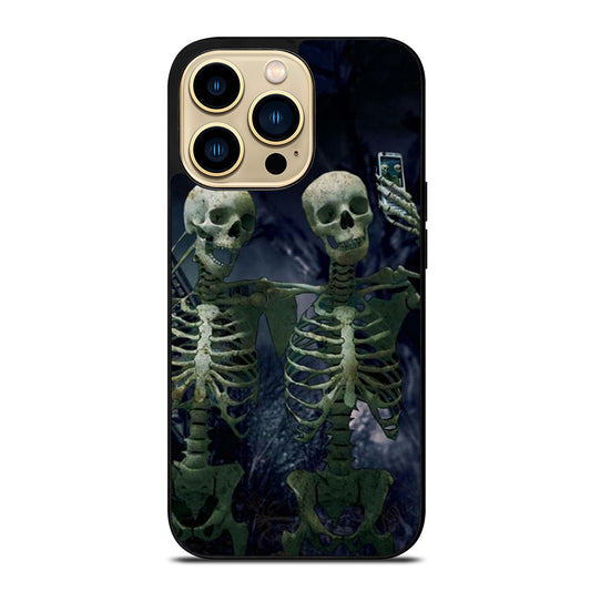 Spooky Halloween Selfie iPhone 14 Pro Max Case