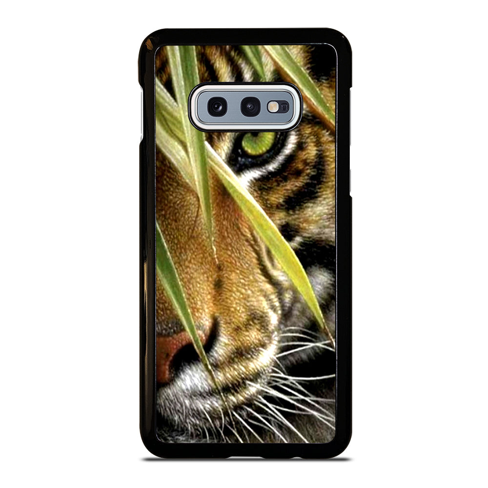 BENGAL TIGER IN A HALF FACE Samsung Galaxy S10e Case